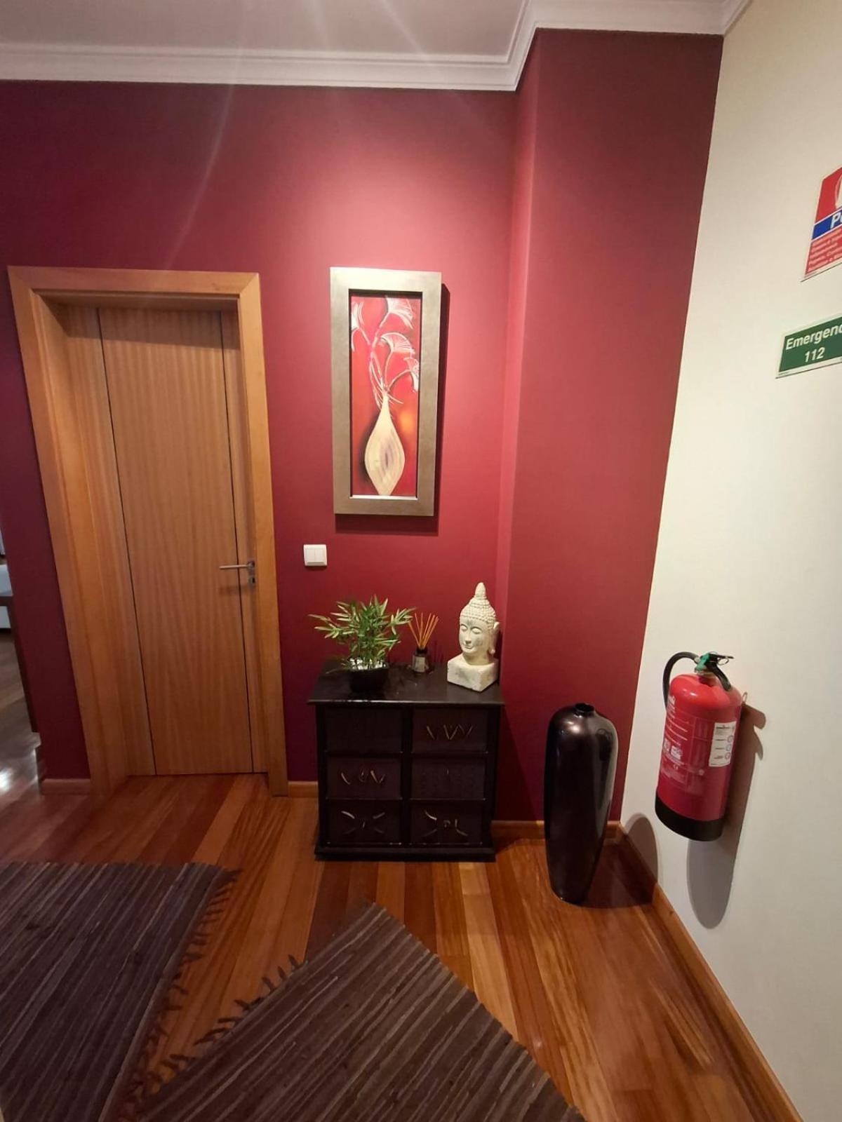 Cozy And Bright Apartment Машику Екстериор снимка