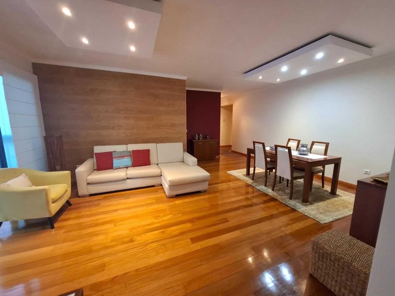 Cozy And Bright Apartment Машику Екстериор снимка